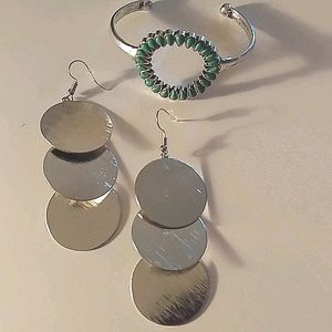 Papparazzi 2 pc Earrings and Bracelet